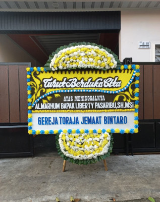 Papan Bunga Duka di Tanjung Pinang Timur